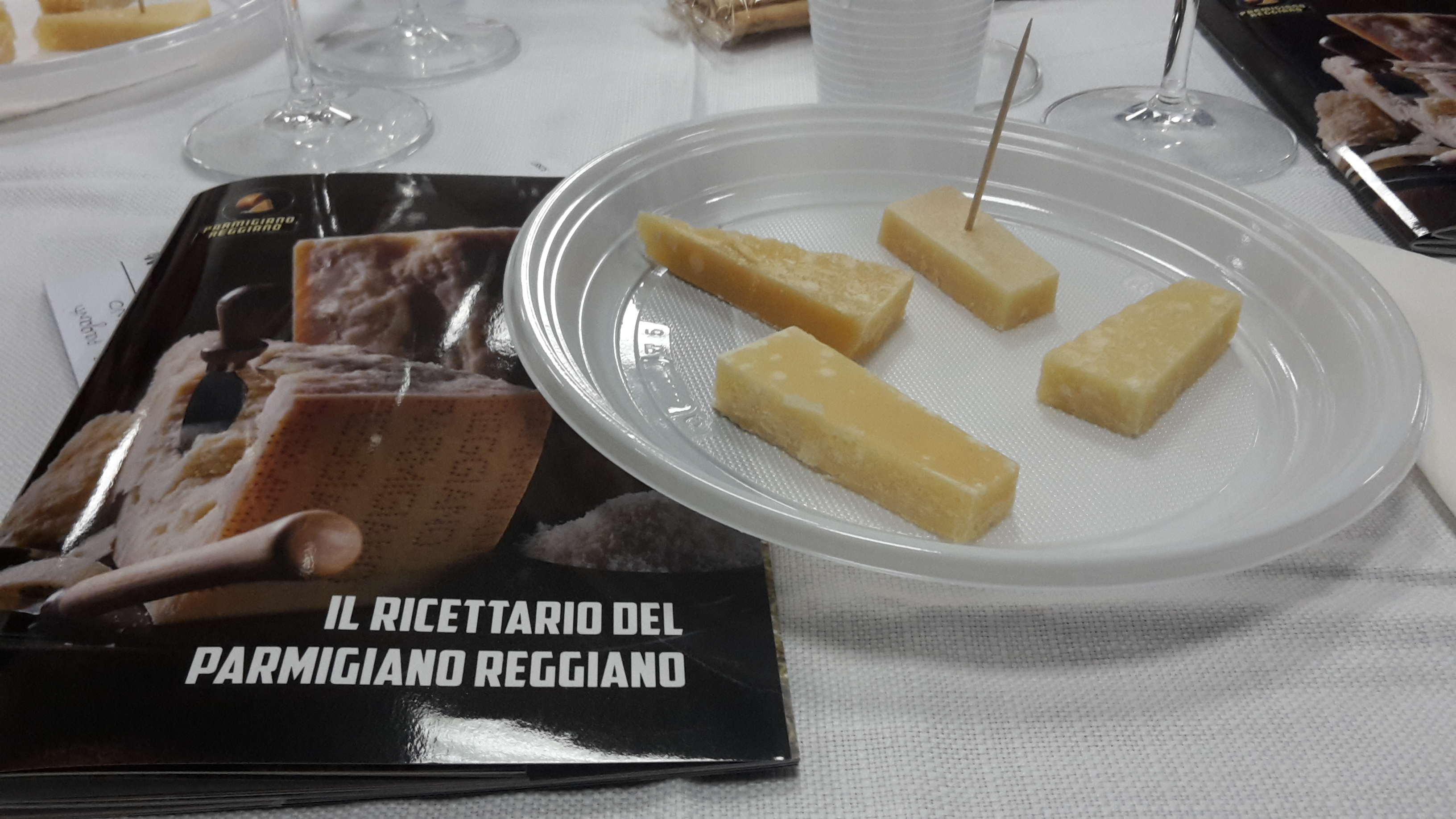 Successo della verticale di Parmigiano Reggiano D.O.P.